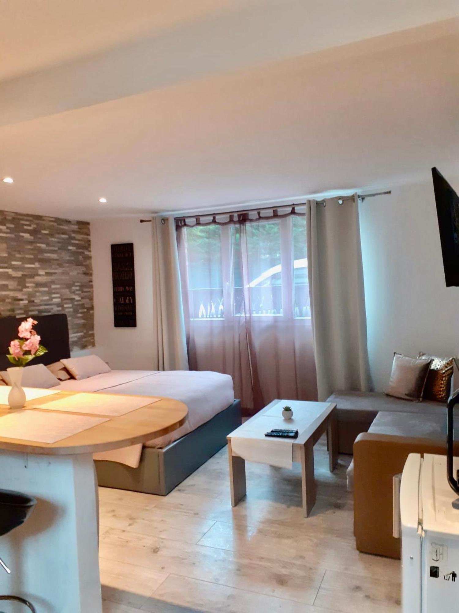 La Villa L'Oiseau Bleu Proche De La Plage Et De Deauville !!! Awards 2025 บลอนวิลล์-ซัวร์-แมร์ ภายนอก รูปภาพ
